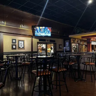 the bar and dining area