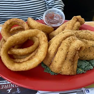 onion rings and fried fish