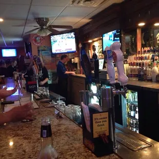 Great atmosphere, excellent service, delicious food!