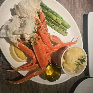 Alaskan Snow Crab Dinner