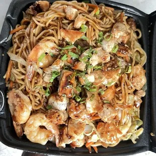 Shrimp and chicken