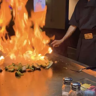 sushi and sashimi, interior