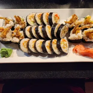 I ordered 4 spider rolls, and this is what was served. They practically cleaned out the bar, and everything was delicious and fresh.