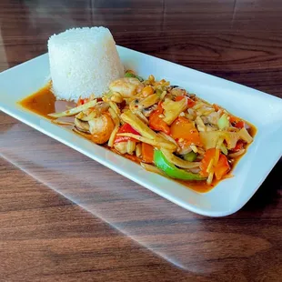 Pad Met Ma Muang