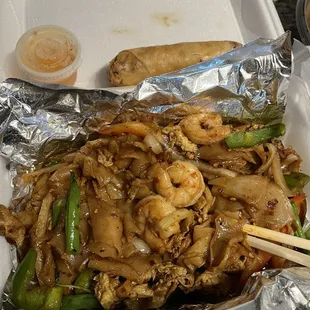 noodle soup, ramen, noodle dish, noodles, ramen and noodles, food
