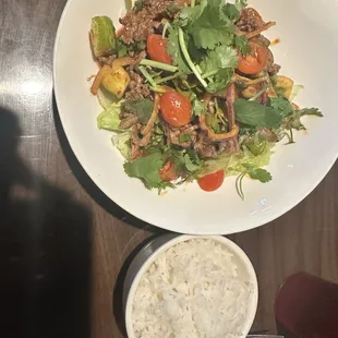 Y2. Beef Salad (Yum Neur)