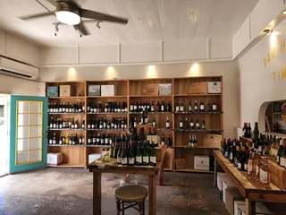 Haleiwa Bottle Shop