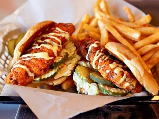 Hot Chicken Alley
