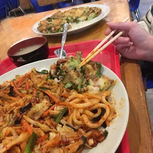 Delicious fried noodles with seafood #34 and seafood pancake #44 at Booddumak in Maryland
