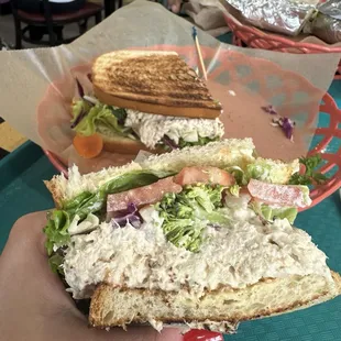 Tuna Turner Sandwich