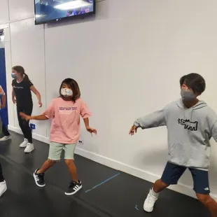 Youth Hip hop class in action