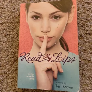 this book reminded me of the movie "Mean Girls" lol