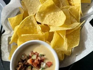 On The Rox Sports Bar & Grill