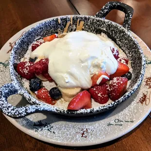 08/21/22 Dutch Pancake - Banana, Blueberry, Strawberry, Whipped Cream