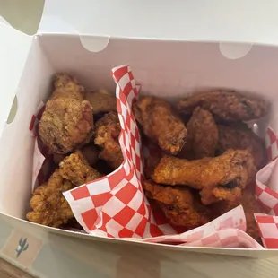 Lemon Pepper and Louisianadry rub wings