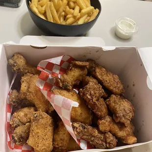 20 Piece Combo- Lemon Pepper and Soy Garlic with fries and 2 drinks
