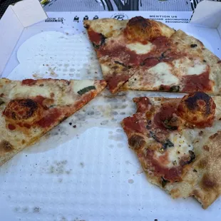 Margherita pizza with sparse basil