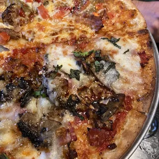 Carnitas Libre Pizza