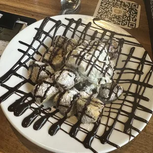 Cannoli Pretzel Stack