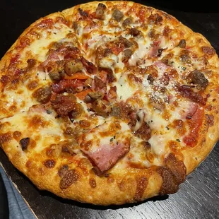 All Meats Classic Pizza   8"