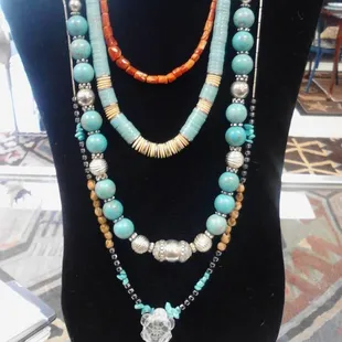 Jewelry and accessories at a fraction of the cost of new!