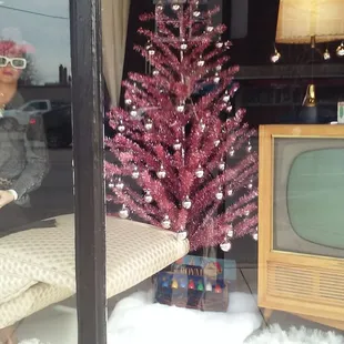 I remember watching TVs that looked like that as a small child.