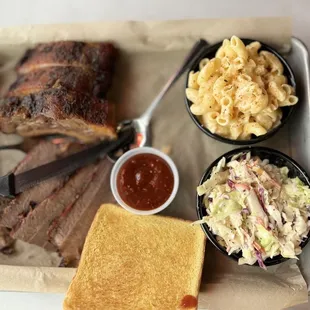 Boomers Burgers & Ribs