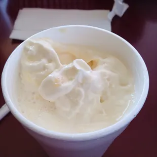 Pineapple milkshake. My favorite. Plus banana, butterscotch,caramel, cherry, coconut, choco chip, hot fudge, piña colada &amp; more