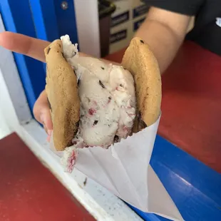 Ice cream cookie sandwich