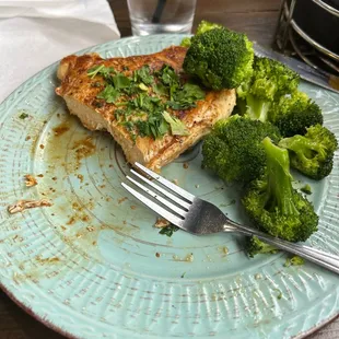 Seared Chicken Breast and Broccoli so good