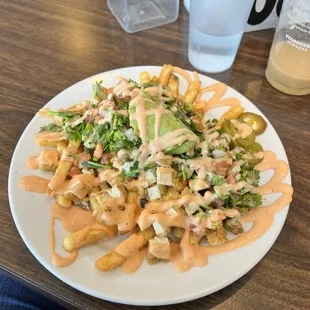 VEGAN TENDERS LOADED FRIES (VEGAN)