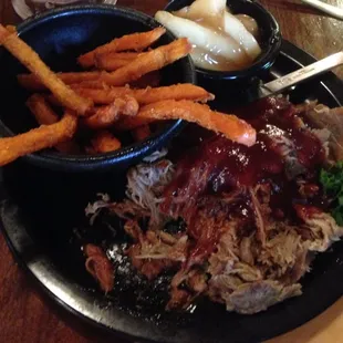 Pulled pork was great, very, very good! Baked sweet potatoes and sweet potato fried were delicious.