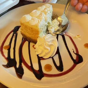 Best lookin and tastin Key Lime pie I've ever had!  I wanted to lick the plate!
 
 Great job Boondocks!