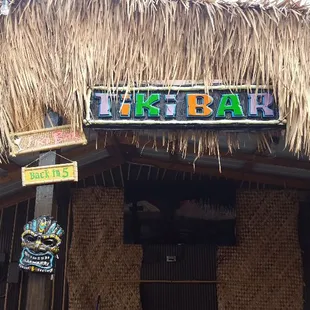 TIKI BAR