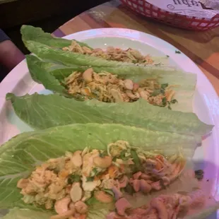 Chicken lettuce wrap with ginger, peanuts and a sauce I cannot recall. Delicious and refreshing. Very mild smoky kick too.