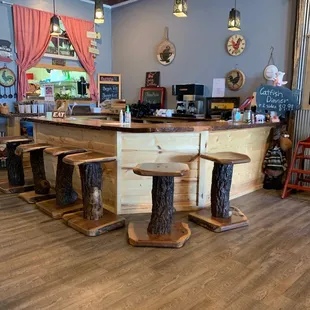 Entry pic of the restaurant.