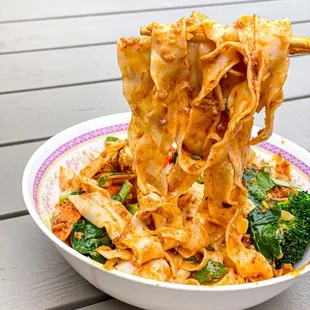 Spicy Satay Noodles with Veggies