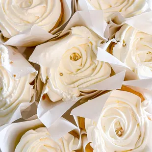 Pandan Coconut Chiffon Cupcakes