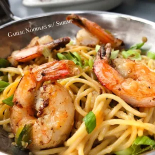 Garlic Noodles w/ Shrimp