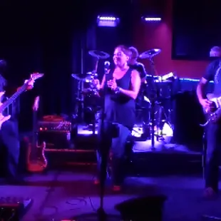 C-Rock heatin' up the atmosphere with classic rock!