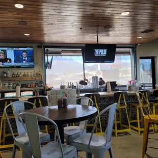 Kind of a taco cabana vibe. Super casual