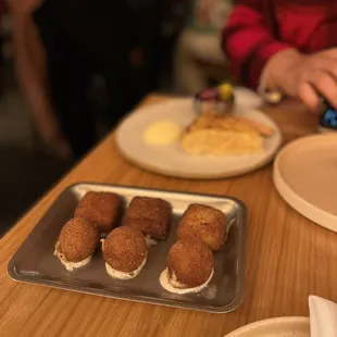 Tortilla Española &amp; Croquetas Cremosas