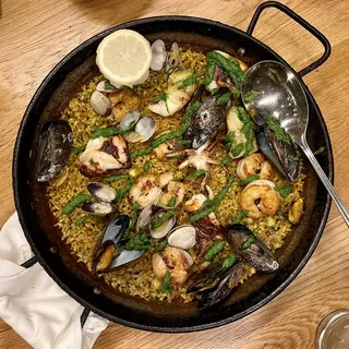 Seafood Paella - Medium