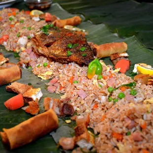 Boodle fight food