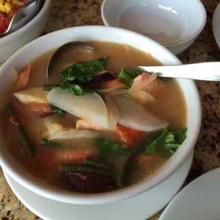 Sinigang na Salmon at Hipon Sa Miso