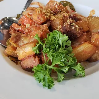 Crispy Binagoongan