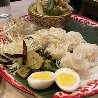 Kanome Jeen Gang Kieow Waan