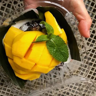 Mango sticky rice