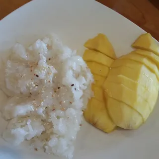 Sweet Sticky Rice with Mango