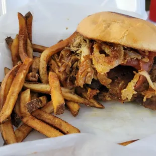 The D.C. burger  with home fries